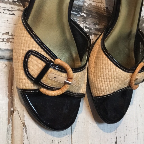 Impo straw mules w heels buckles EUC - Picture 2 of 4